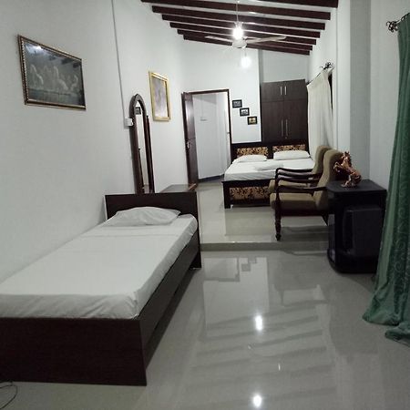 Nelinsa Residence Kandy Exterior photo