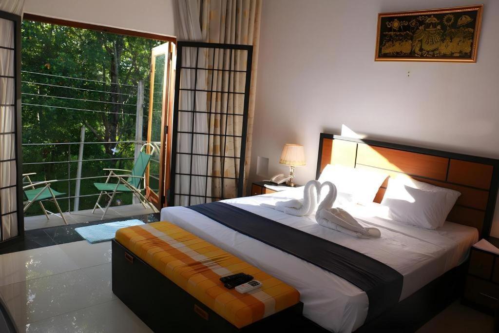 Nelinsa Residence Kandy Exterior photo