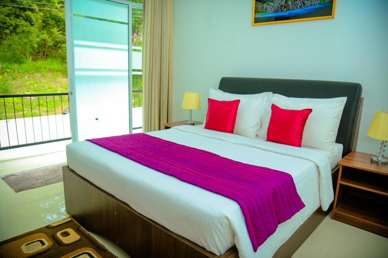 Nelinsa Residence Kandy Exterior photo